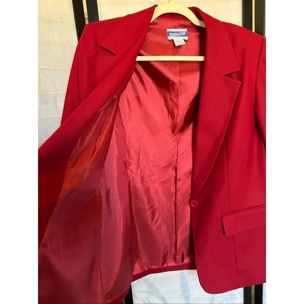 Pendleton Women’s Red Wool Blazer Jacket Size 6 100% Virgin Wool Made in USA